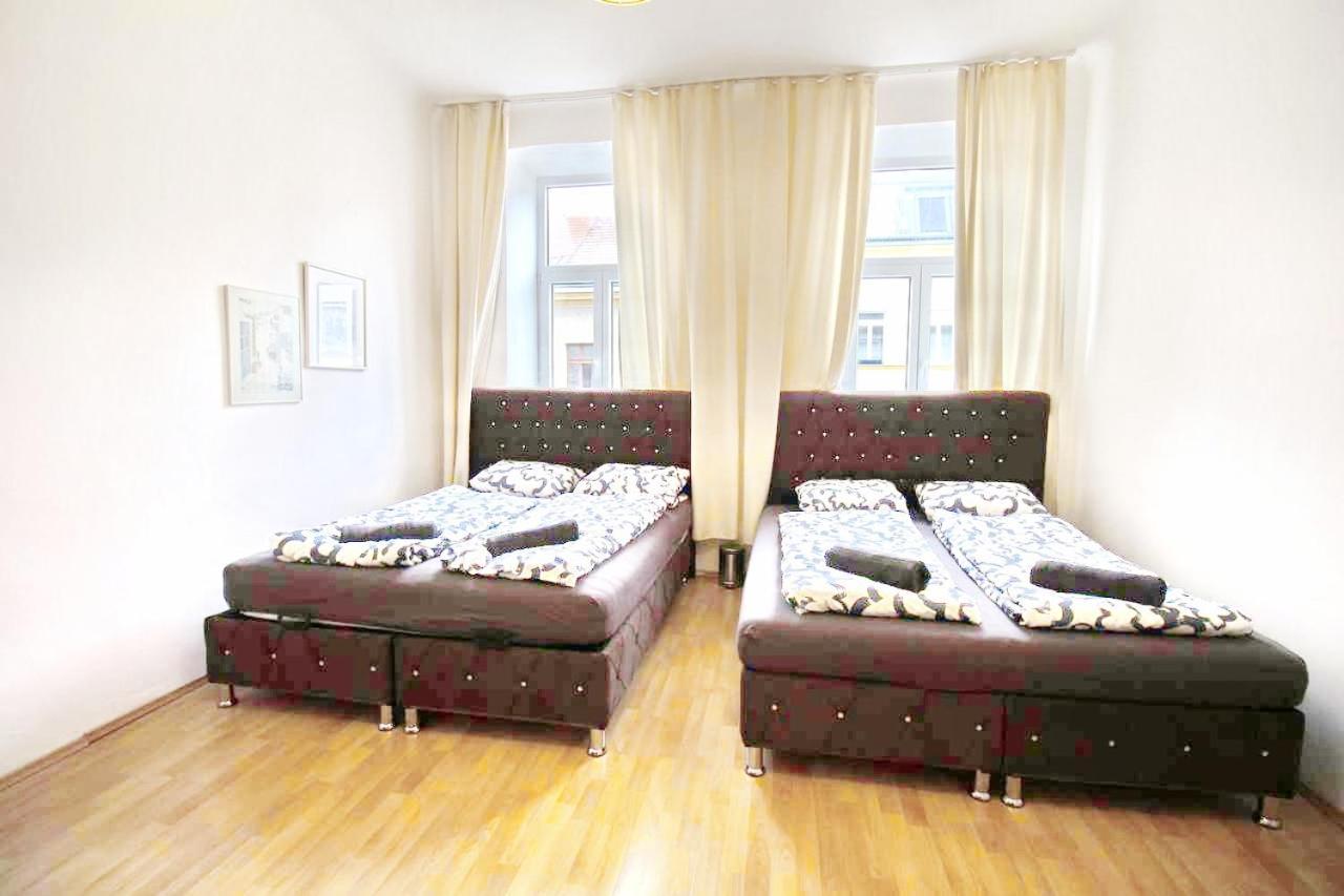 Comfortable Rooms Near Schoenbrunn Palace Hl Виена Екстериор снимка