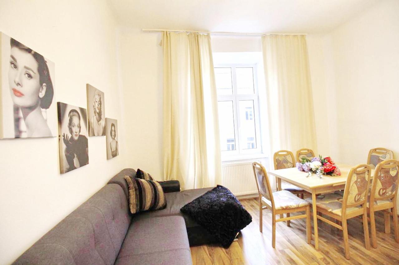 Comfortable Rooms Near Schoenbrunn Palace Hl Виена Екстериор снимка