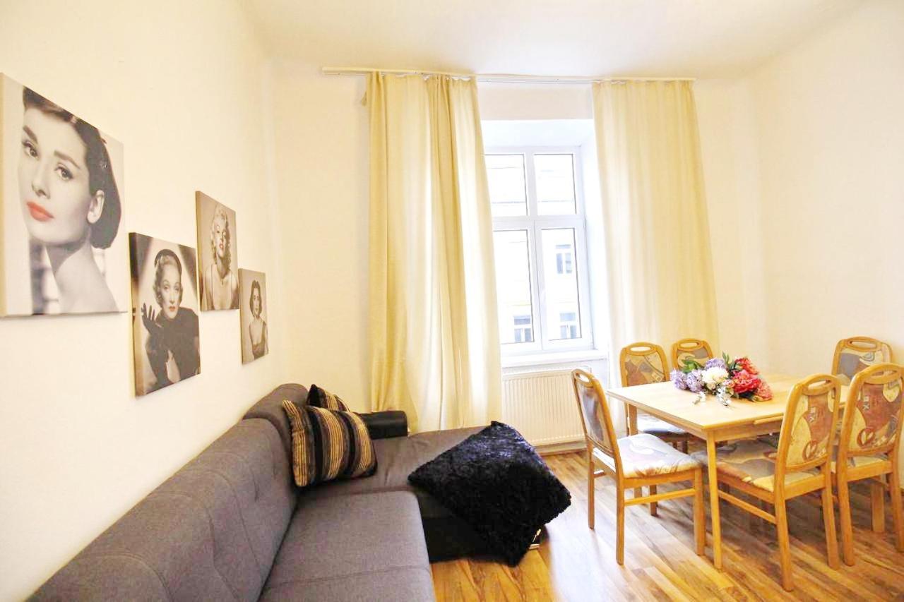 Comfortable Rooms Near Schoenbrunn Palace Hl Виена Екстериор снимка